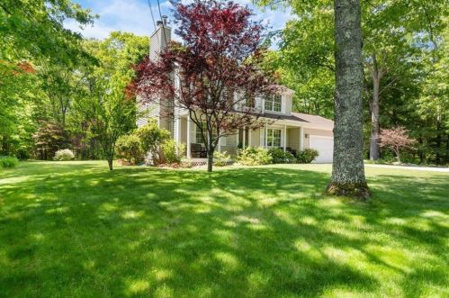 139 Woodville Rd, Richmond, RI 02832-2900