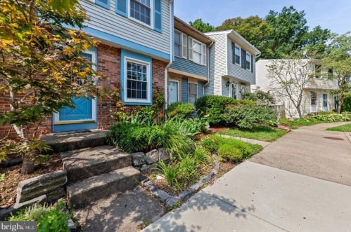 8028 Grandview Ct, Springfield, VA 22153-3814