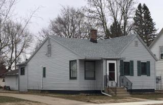 712 1st St, Wadena, MN 56482-1234