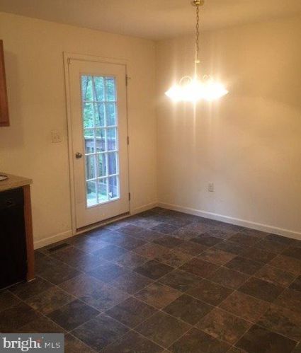 43 Crooked Dr, West Enola PA  17025-1522 exterior