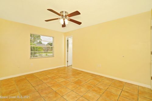 4680 Byron St, Cocoa FL 32927-3312 exterior