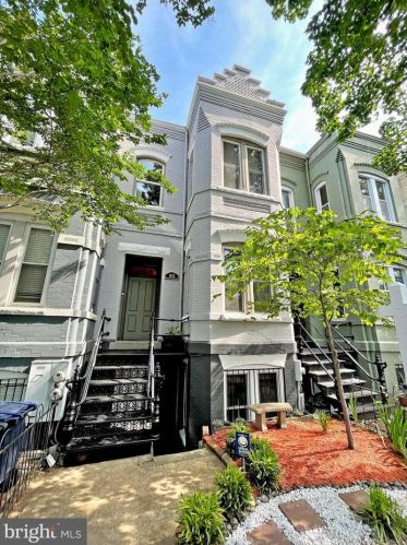1012 F St, Washington, DC 20002-5326