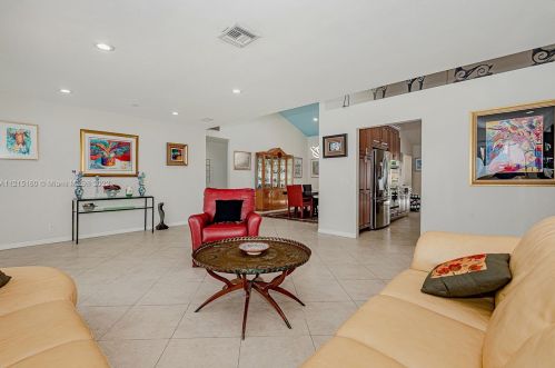 3220 37th St, Hollywood FL  33021-2636 exterior