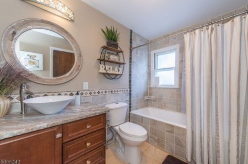 61 Flanders Rd, Mount Olive NJ  07828-3518 exterior