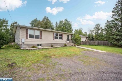 3919 Calvary Rd, Duluth, MN 55803-1348