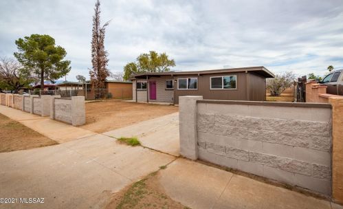 5811 Aldorn Dr, Tucson, AZ 85706-4903