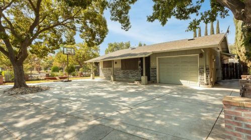 302 Weber Ave, Grayson, CA 95363-2430