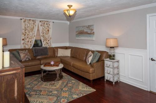 238 Delaware Dr, Glenshaw PA  15116-1716 exterior