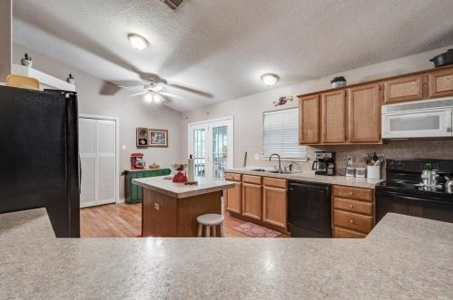 356 County Road 6481, Mont Belvieu TX  77535 exterior