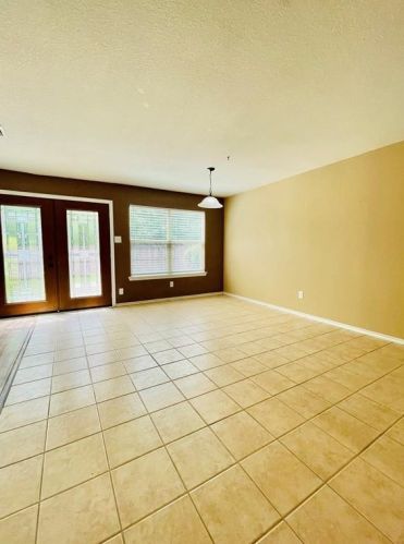 1610 Peach Dale Ct, Conroe TX  77301-3446 exterior