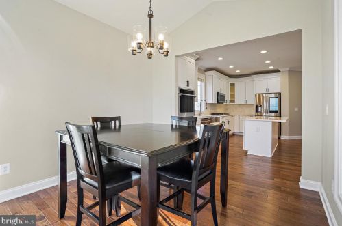 16143 Jordan Crest Ct, Haymarket VA  20169-4943 exterior