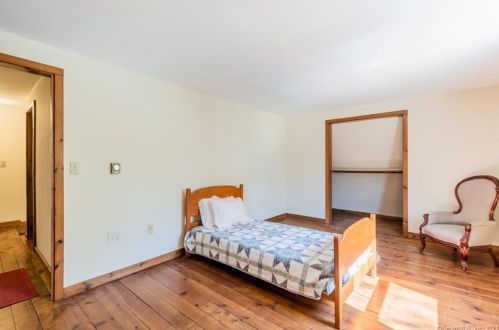 34 Cedar Hill Ln, Colchester CT  06420-4007 exterior