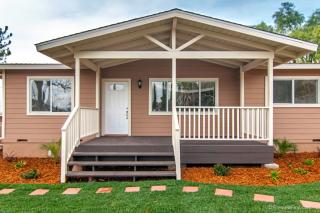 1156 Via Rancho Pkwy, Escondido, CA 92029-7234