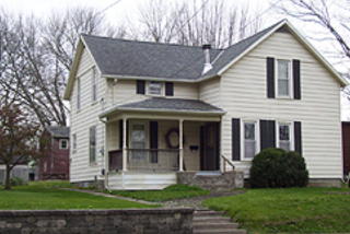 407 Atwood St, Sugar Grove Lake, OH 44833-2605