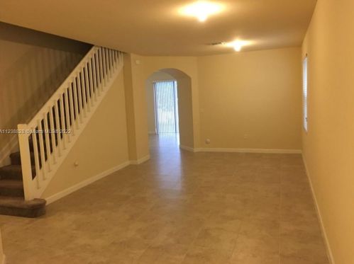 3345 86th Ter, Hialeah, FL 33018-1860