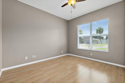 5910 Plainview Dr, Daytona Beach, FL 32127-8900
