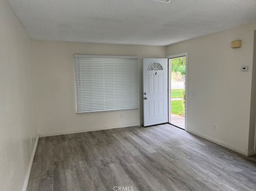 615 Lugonia Ave, Redlands, CA 92374-2487