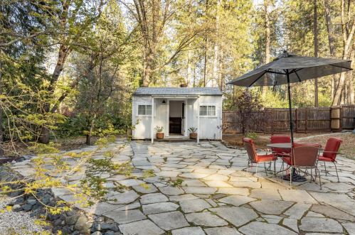 10995 Lovas Ct, Grass Valley, CA 95945-6934