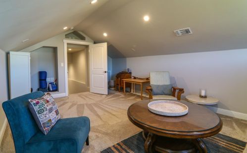 6331 Melody Ln, Newcastle CA  95658-9646 exterior