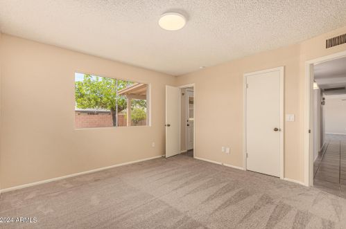 12414 44th Ln, Glendale AZ  85304-2307 exterior