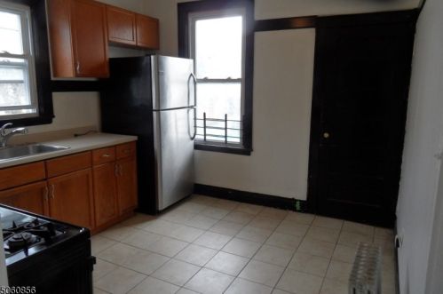 226 Tuscan Rd, Maplewood NJ 07040-3029 exterior