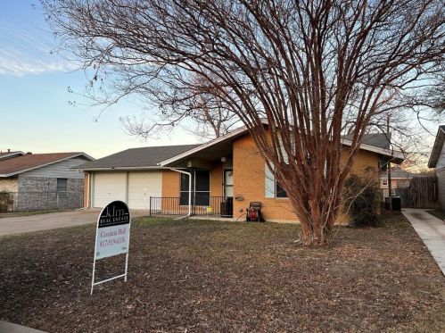 1910 Joslin St, Cleburne, TX 76033-7430