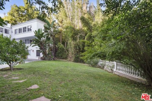 3511 Berry Dr, North Hollywood CA  91604-3862 exterior