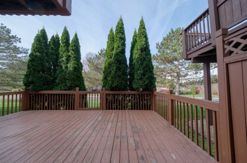 116 Bruton Dr, Gibsonia PA  15044-9524 exterior