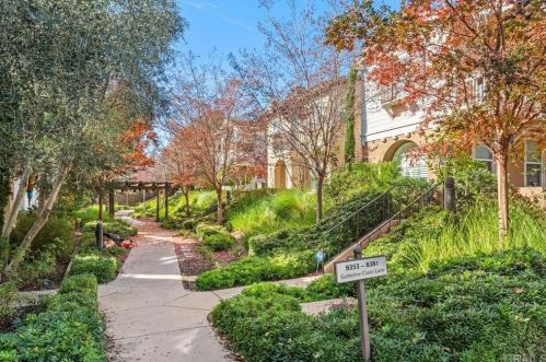 8355 Katherine Claire Ln, San Diego, CA 92127-4107
