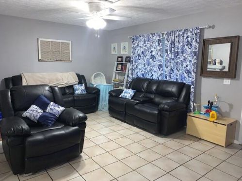 312 Floresta Dr, Fort Pierce, FL 34983-1760