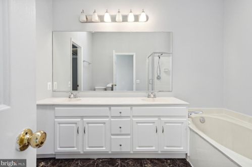 410 Harrogate Rd, Fredericksburg VA  22406-1149 exterior