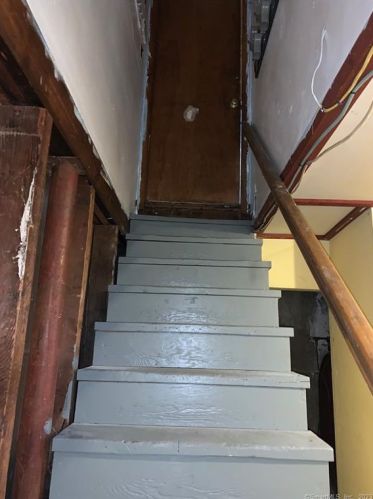 135 Voight Ave, Bridgeport CT  06606-1539 exterior