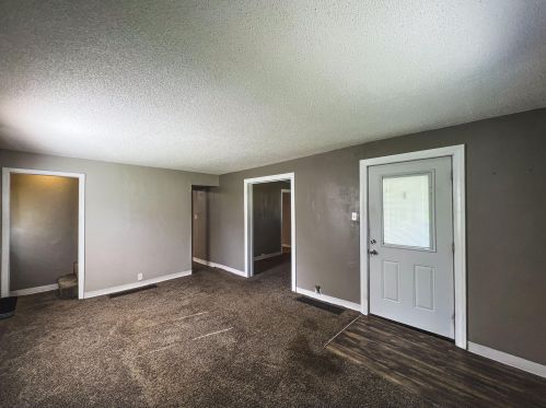 922 Virginia Ave, Florence KY  41042-1732 exterior