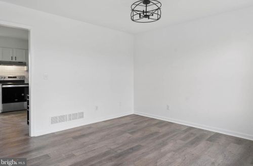 115 Brady Dr, Slaughter Beach, DE 19963-2525