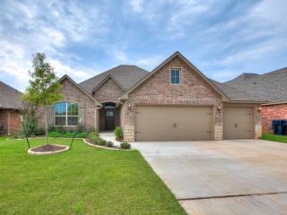 10812 35th St, Yukon, OK 73099-3491