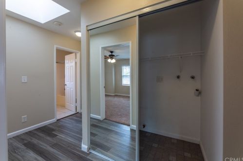 610 Almond Ave, Long Beach CA  90802-1746 exterior