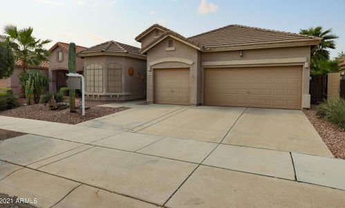13567 Acapulco Ln, Sun City, AZ 85379-8305