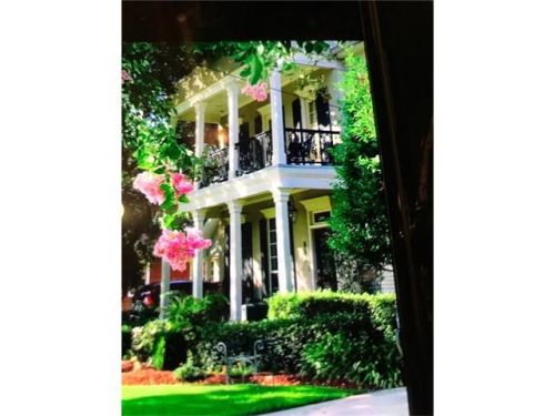 109 Highway Dr, New Orleans, LA 70121-3409