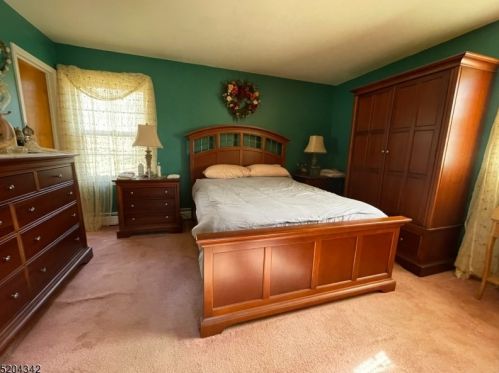 26 Hillsdale Dr, Wantage NJ  07461-4026 exterior