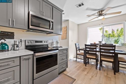 2278 Alexian Dr, San Jose CA  95116-1923 exterior