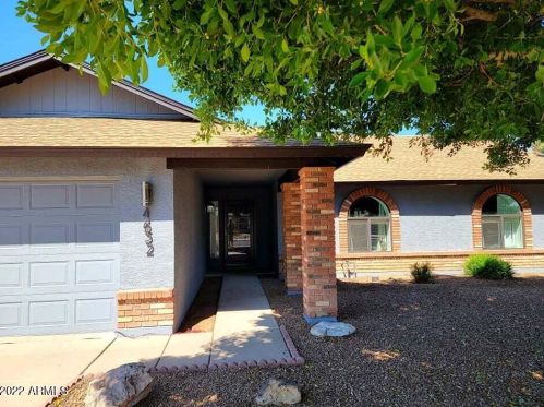 4632 Fox Cir, Mesa, AZ 85205-5220