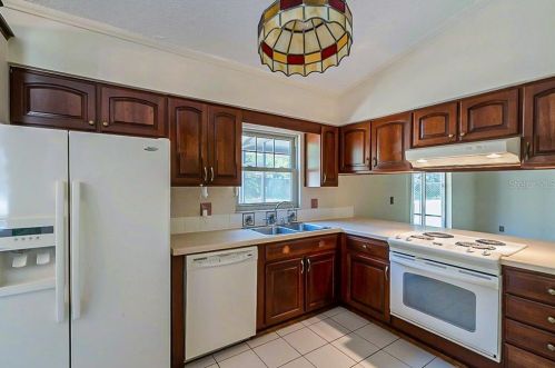 2049 El Campo Ave, Deltona FL  32725-3204 exterior