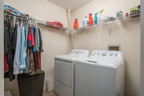 553 Vista Trail Ct, Palm Harbor FL  34683-5260 exterior