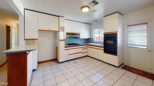 2607 Olive Ave, Fullerton CA 92833-3450 exterior