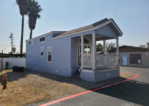 3319 Avalon St, Riverside, CA 92509-4317