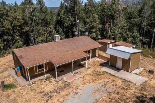 3220 Black Ridge Rd, Greenwood, CA 95635-9204