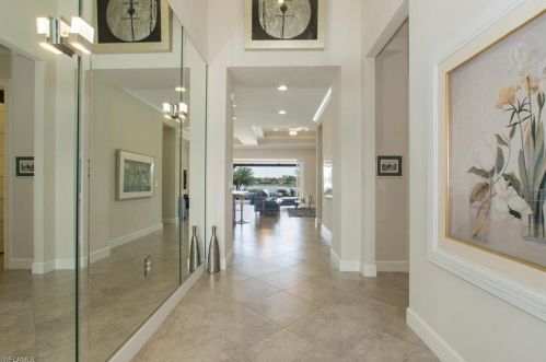 5069 Tortola Ct, Naples FL  34113-8164 exterior