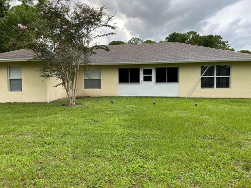 4225 Daemon St, Fort Pierce, FL 34953-6568