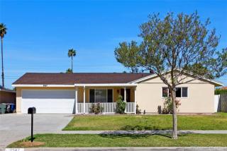 8947 Holly Ln, Riverside, CA 92503-2133