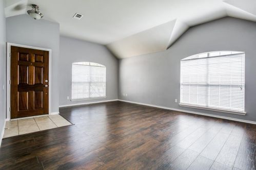 3117 Reagenea Dr, St Paul, TX 75098-8195